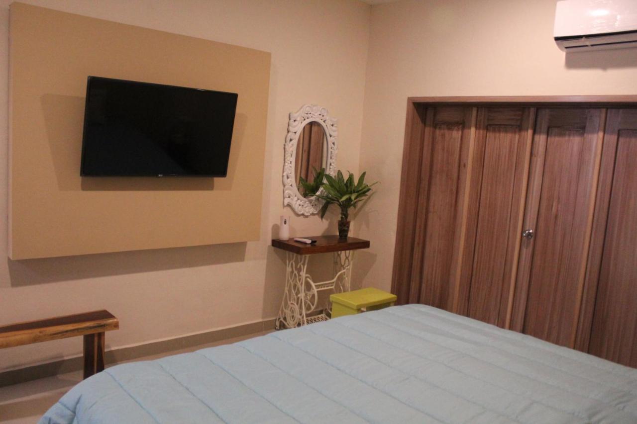 Bed and Breakfast Casa Tunich Naj Valladolid  Zewnętrze zdjęcie